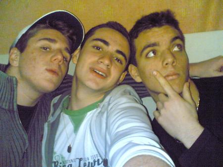 LEs 3 FréRo !!!