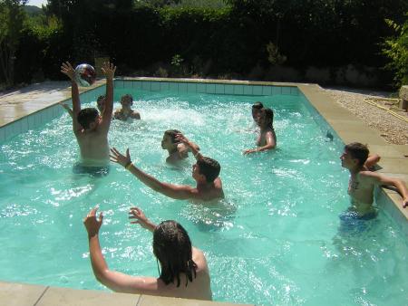 dans la piscine !!!!