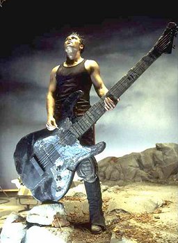 moi je ve la méme guitare