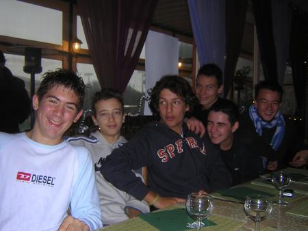 alor la on été o resto tennis  de carpette